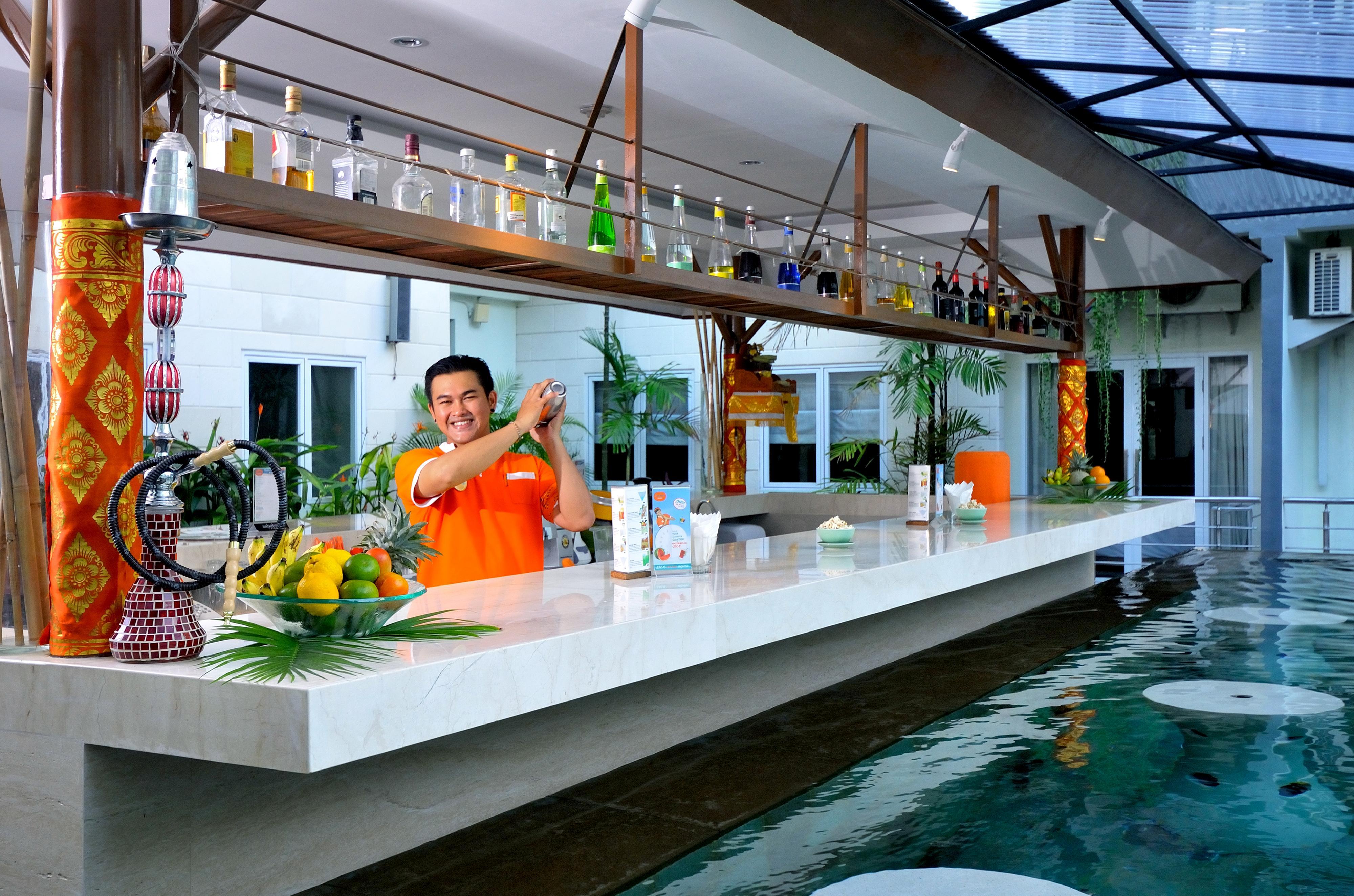Hotel Harris & Residences Riverview Kuta, Bali Kuta Lombok